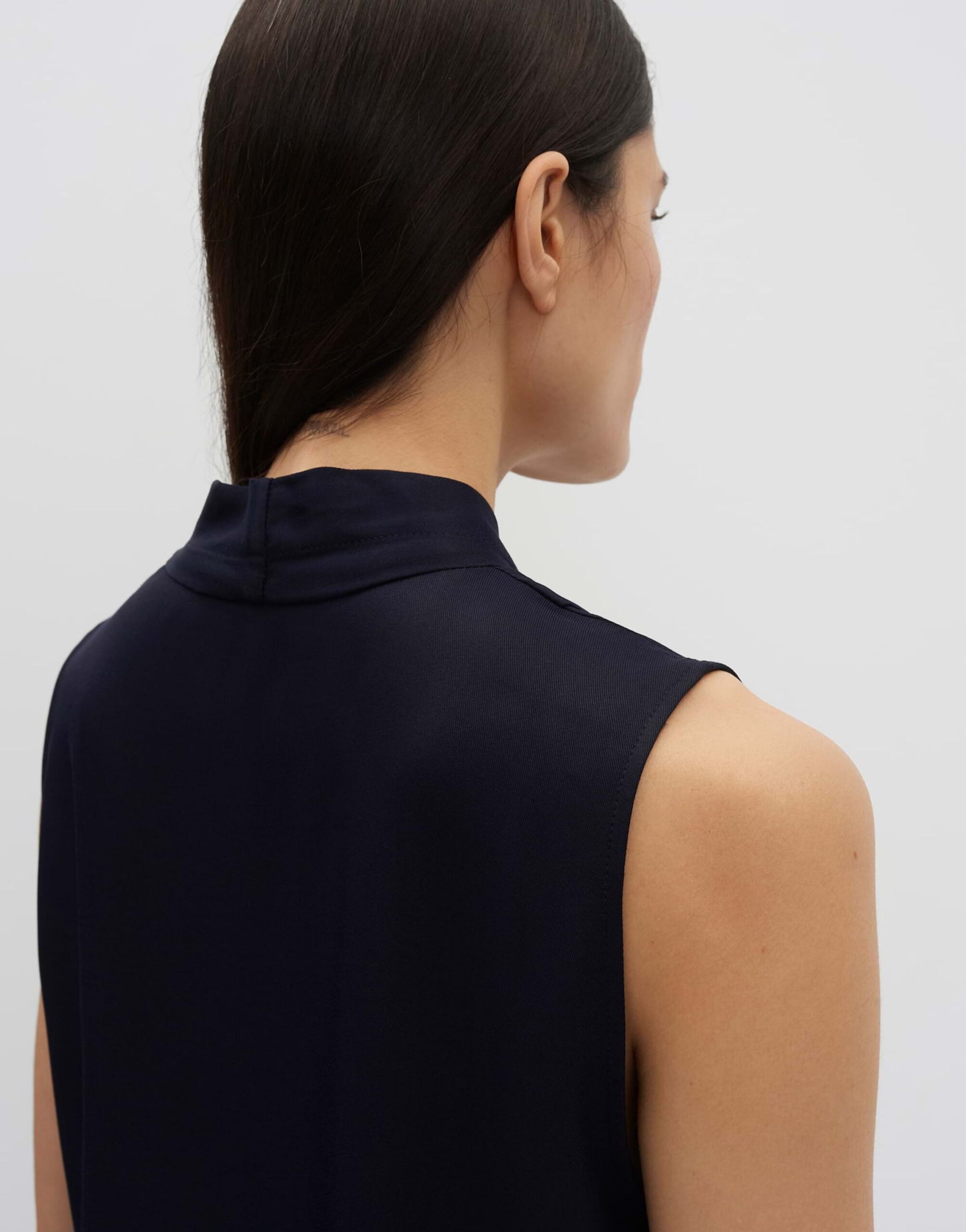 someday. Ärmellose Bluse mit V-Ausschnitt und Knopfleiste – Bild 5