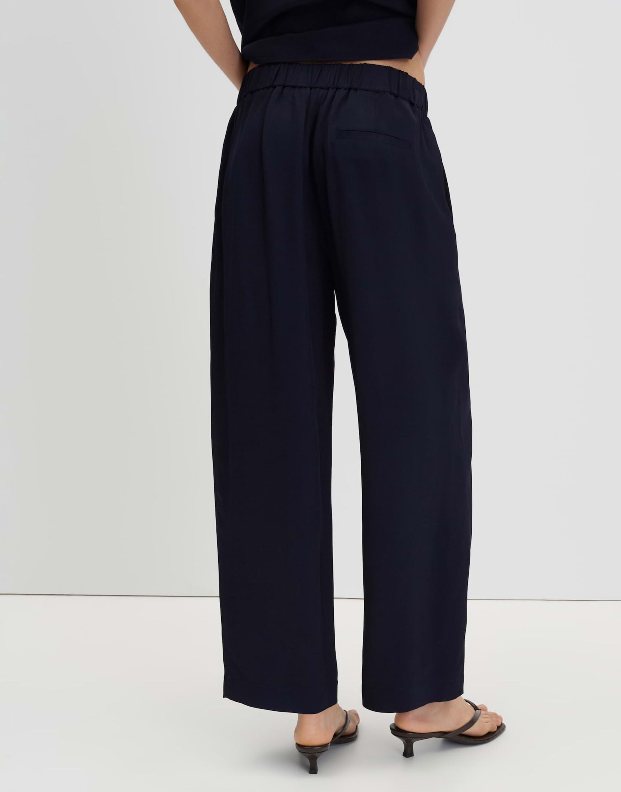 someday. Cisilia pure Bundfaltenhose – Bild 3