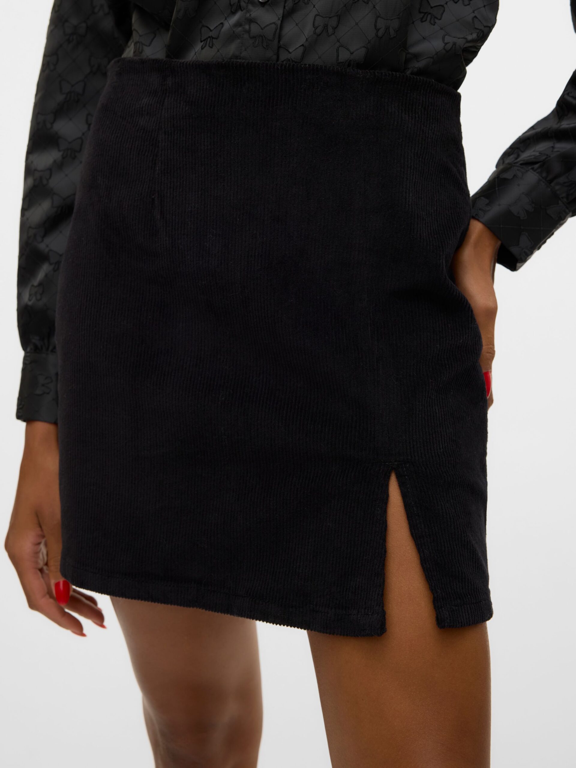 VERO MODA VMLULA NELLY HR SHORT CORD SKIRT GA NOOS – Bild 4