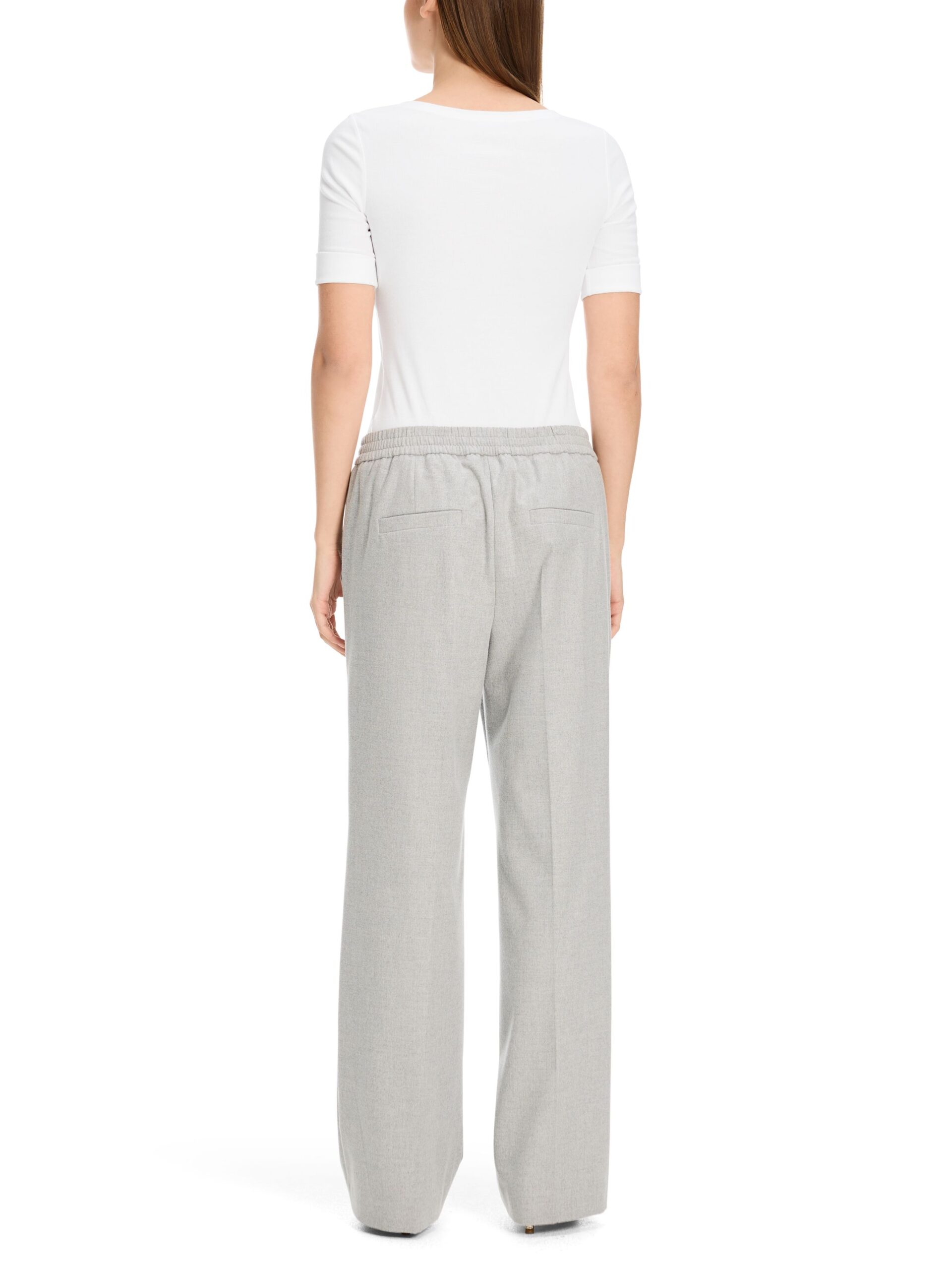 Marc Cain Essentials Rundhals-Shirt mit halben Ärmeln – Bild 9