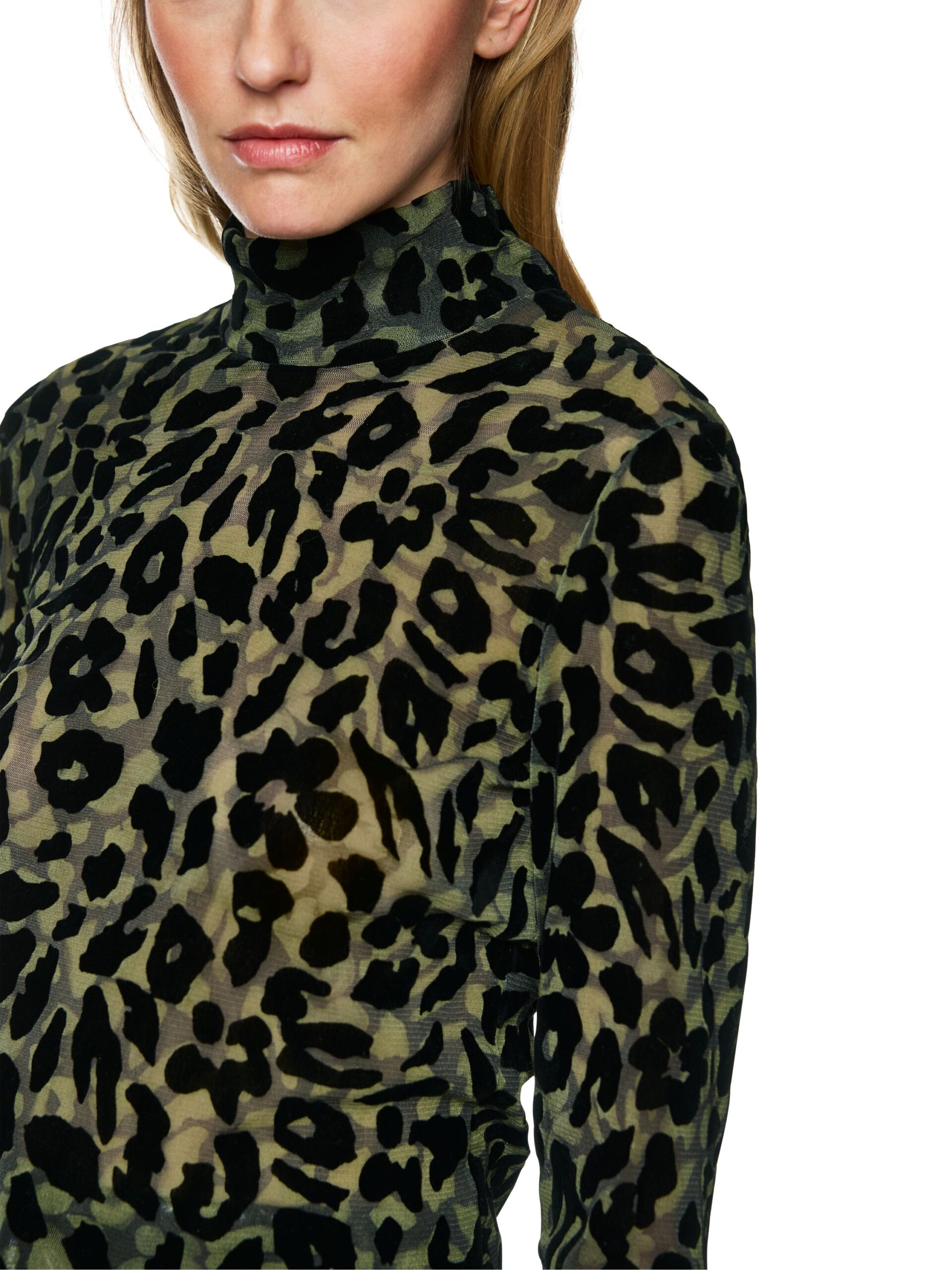 Marc Cain Sports Langarm T-Shirt aus Netz – Bild 4