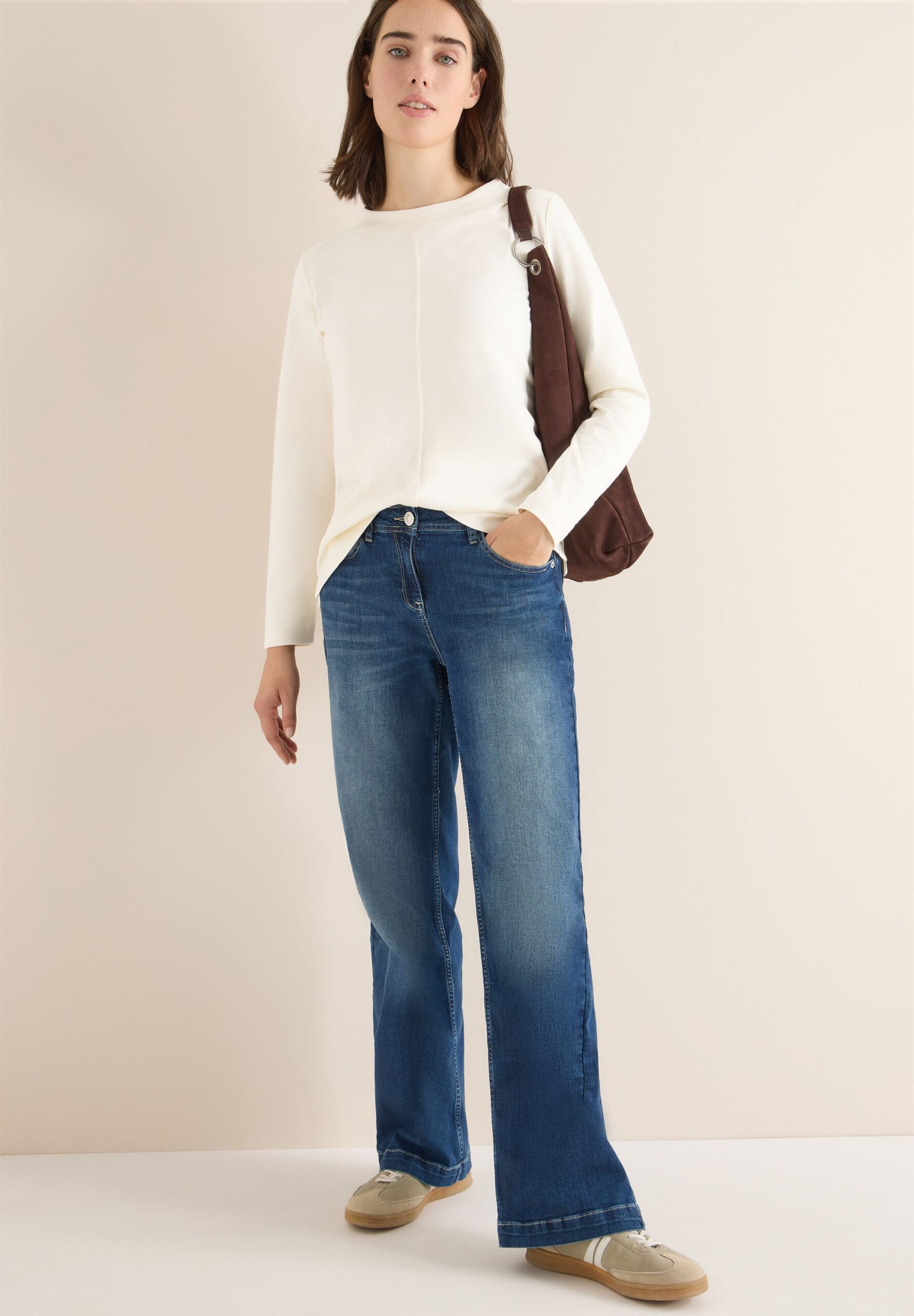 CECIL Solid Funnel Neck – Bild 2