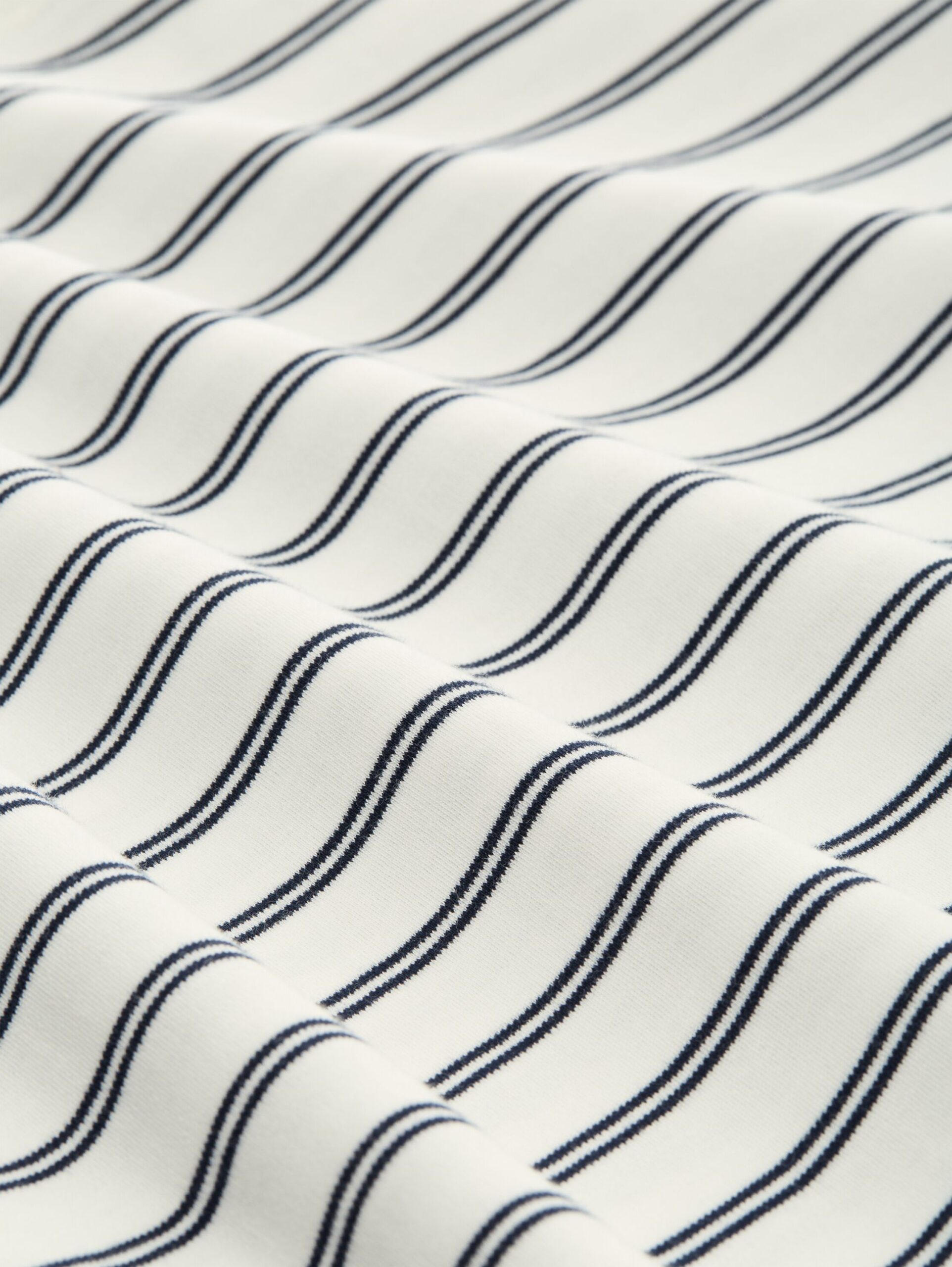 Tom Tailor Denim Langarmshirt mit Herz-Stickerei – Bild 8