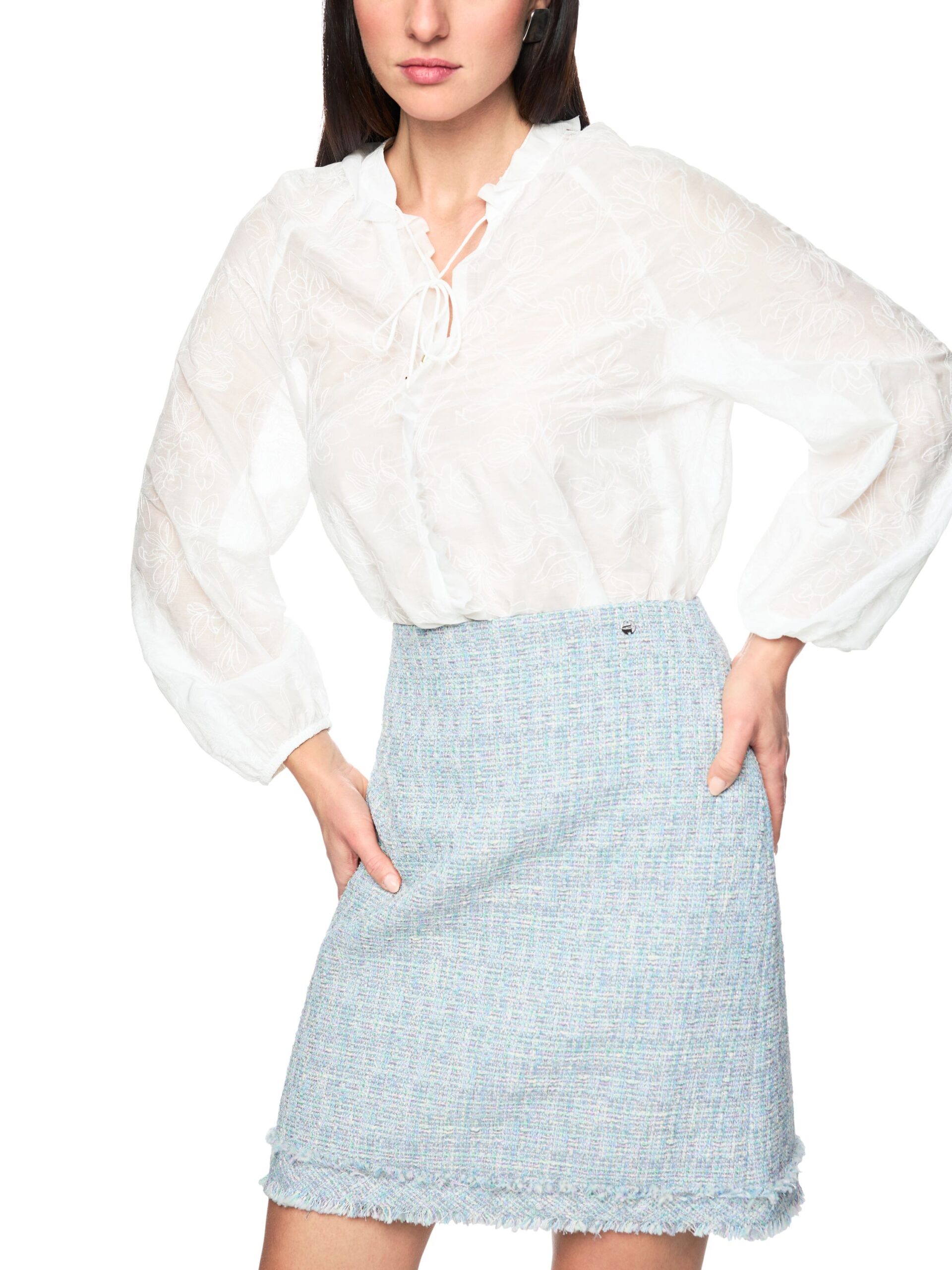 Marc Cain Collections Leichte Tunika mit Stickerei & Rüschen – Bild 3