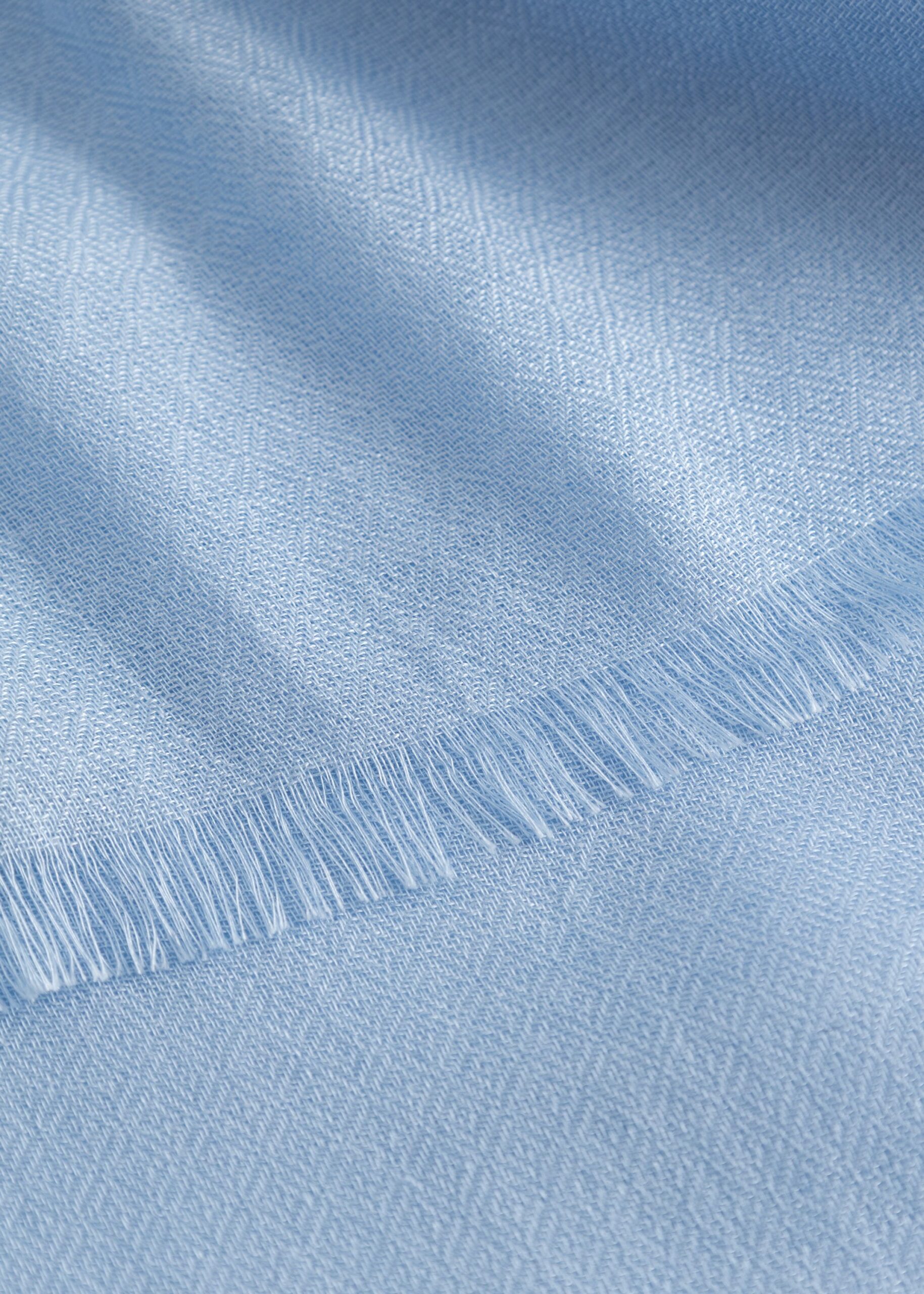 Codello Schal aus fließendem Modal in uni – Bild 3