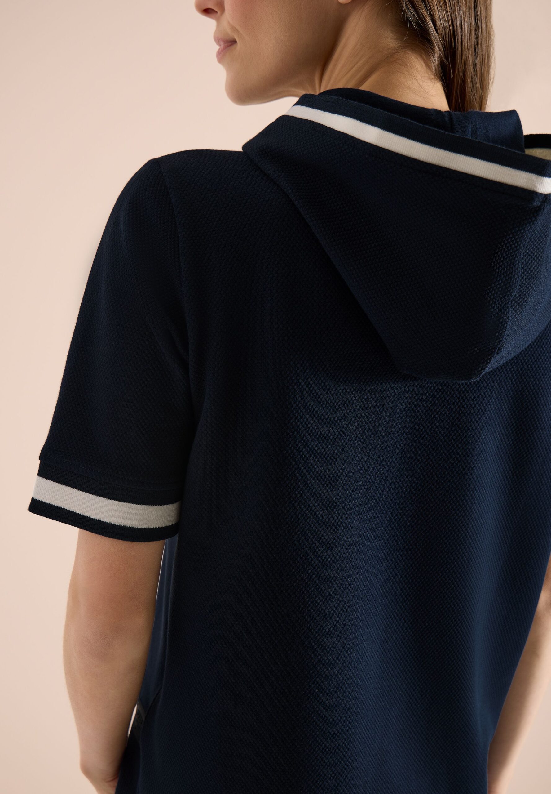 CECIL Kurzarm Shirt mit Kapuze und Rippdetails – Bild 4