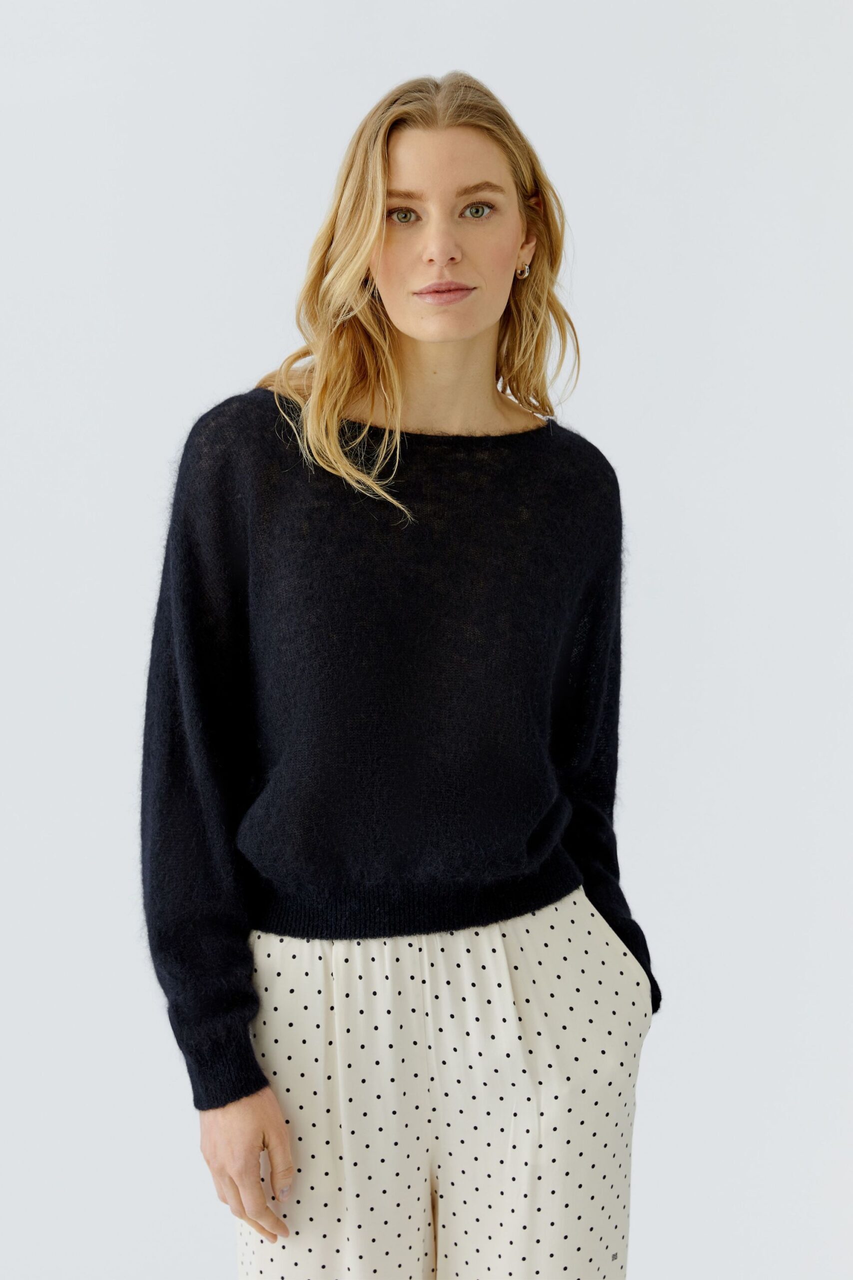 Oui Lässig geschnittener Strickpullover mit U-Boot-Ausschnitt – Bild 2