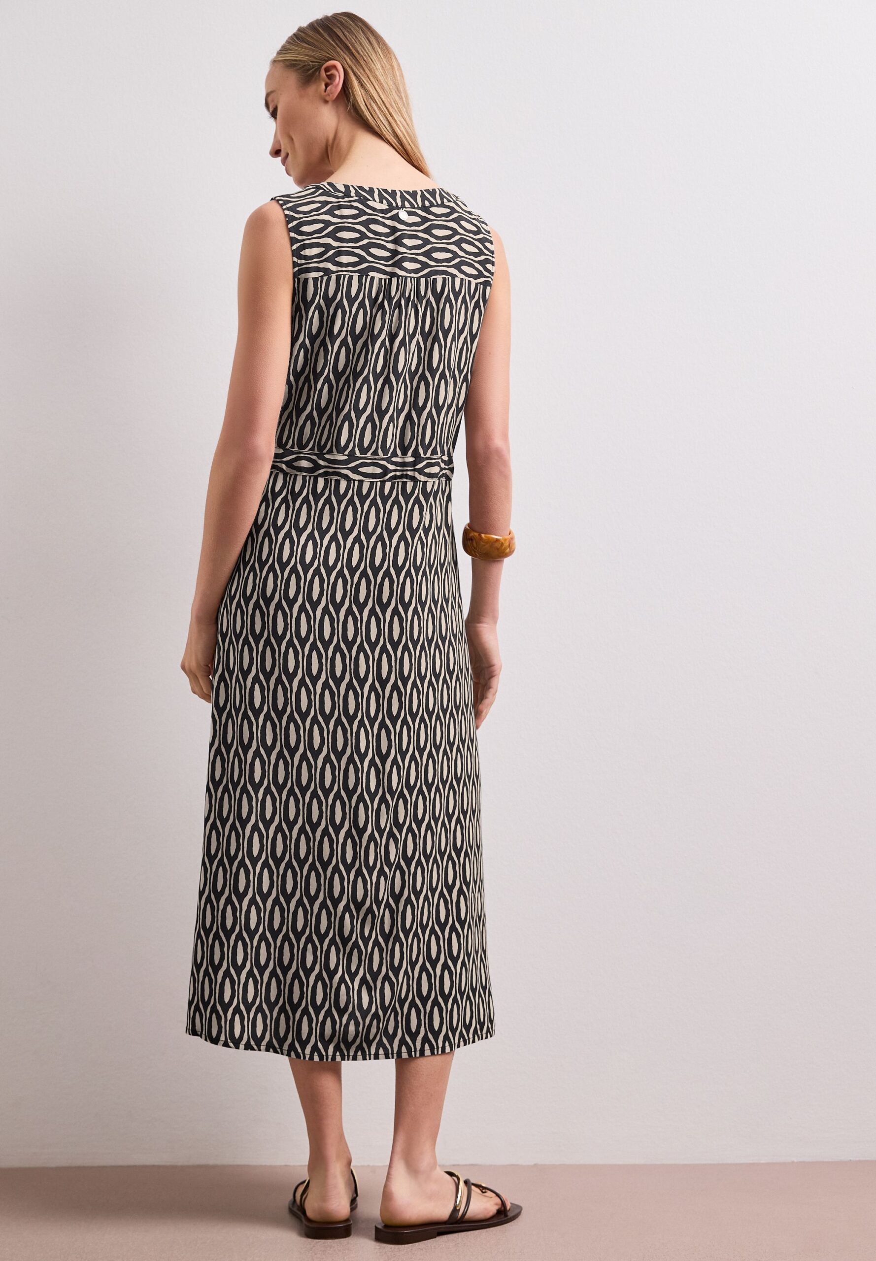 Street One Midi-Kleid mit grafischem Muster und Zipperdetail – Bild 5