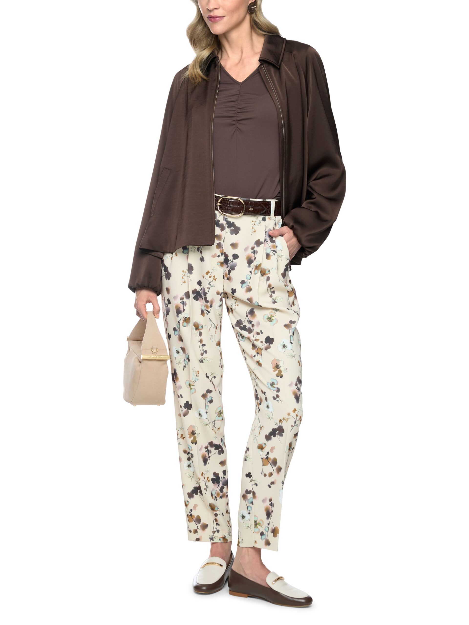 Marc Cain Collections Schwingende Jacke aus Glanzmaterial – Bild 2
