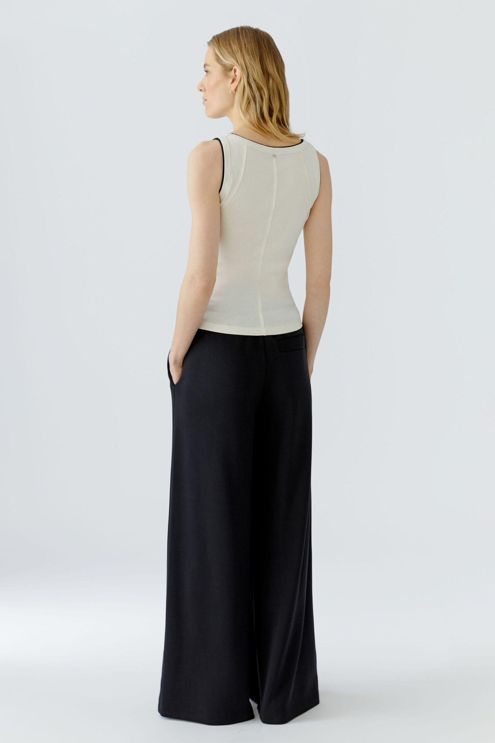 Oui Sportives Tank Top mit Bicolor-Blende – Bild 7