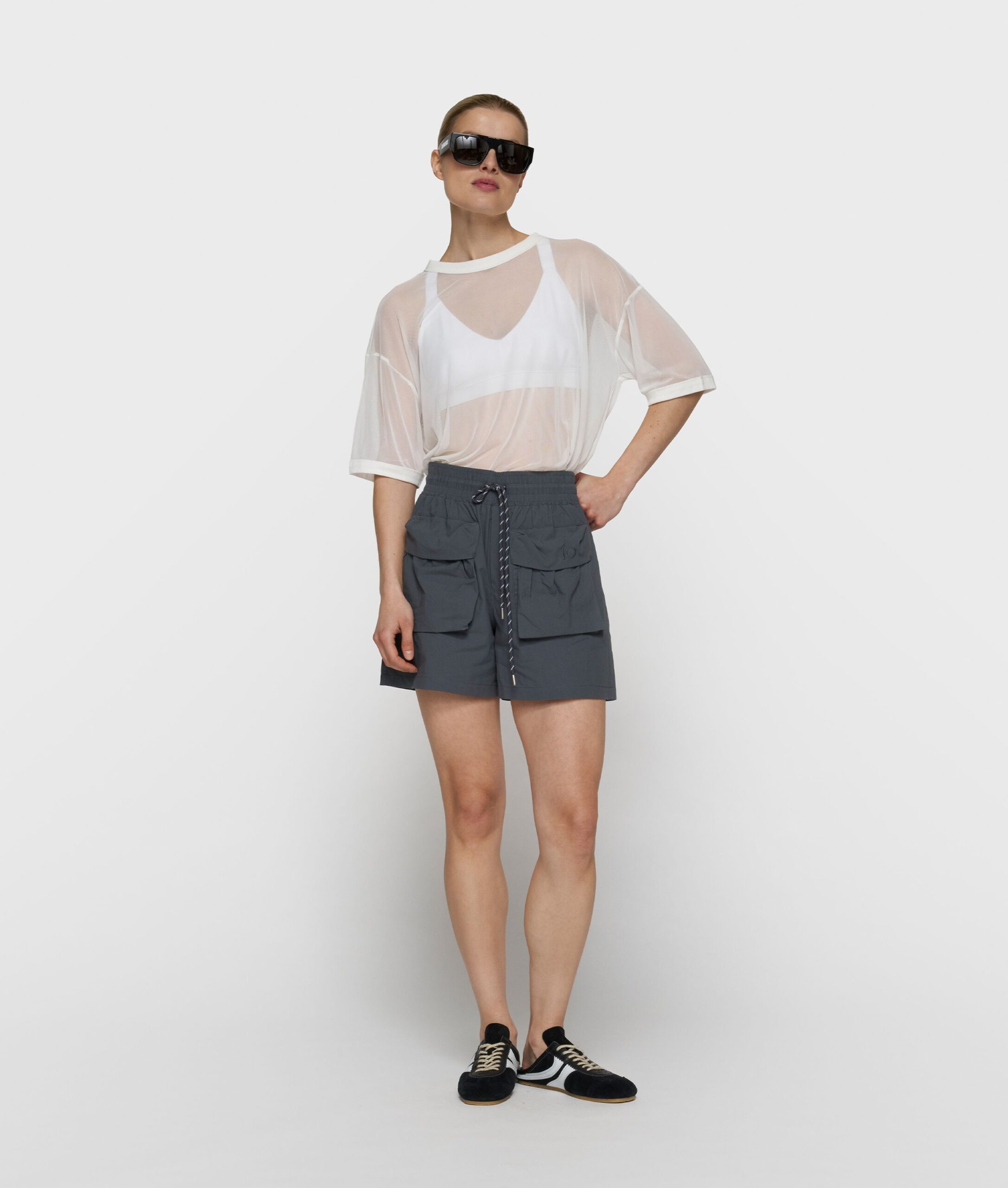 10 DAYS Mesh T-Shirt mit Rundhalsausschnitt und Raw-Edge-Saum – Bild 12