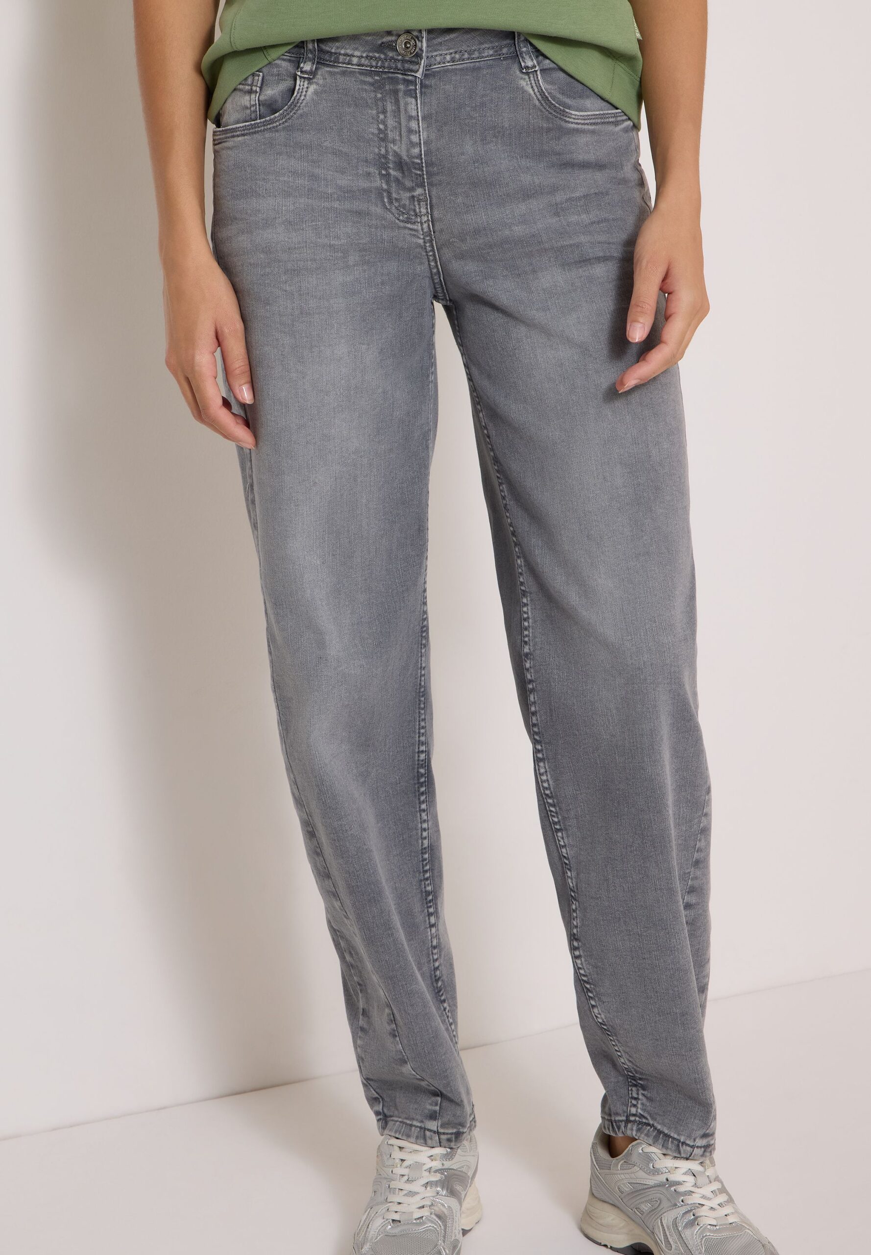 CECIL High Waist Barrel Leg Jeans im Loose Fit – Bild 4