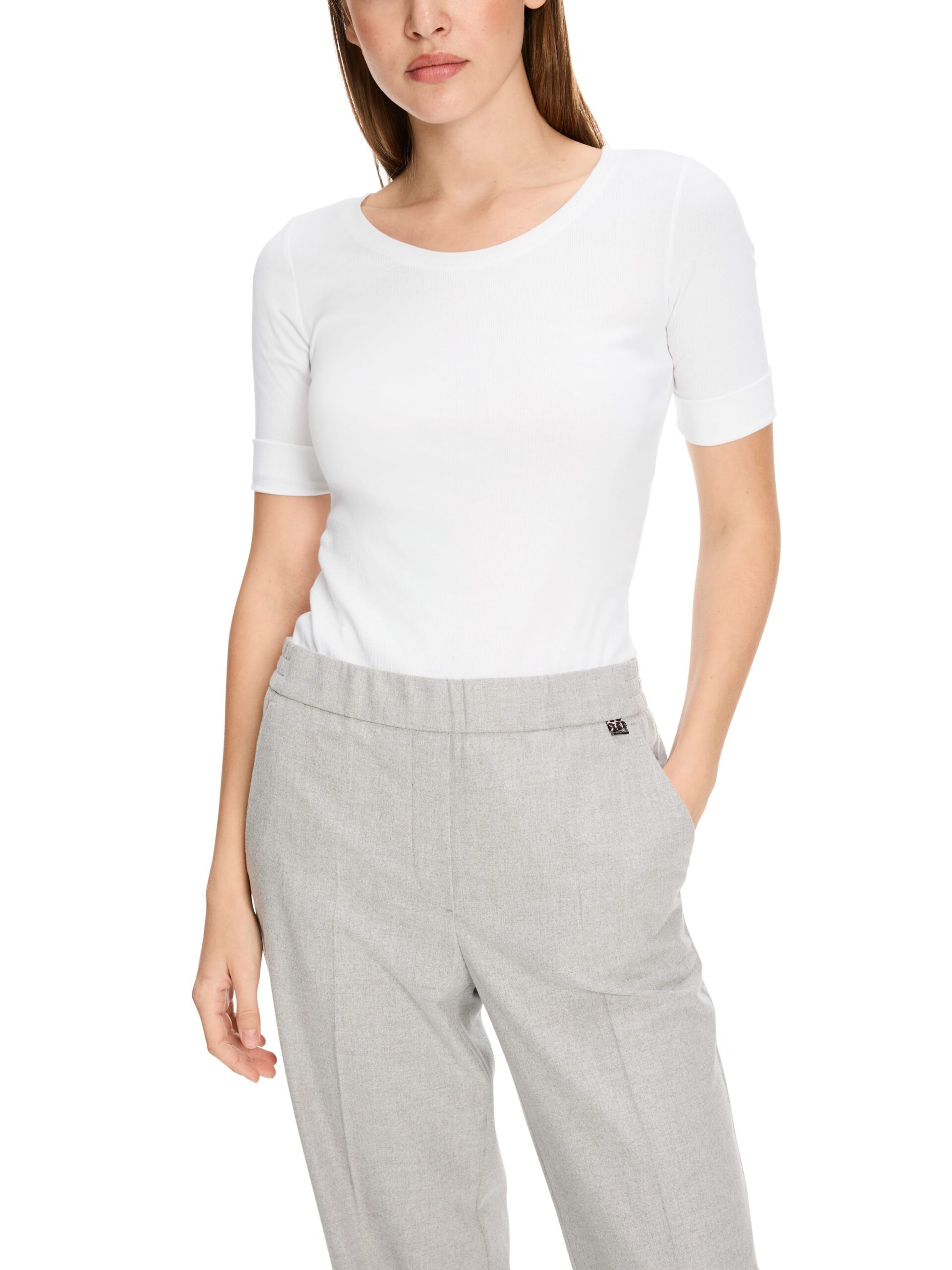 Marc Cain Essentials Rundhals-Shirt mit halben Ärmeln – Bild 8