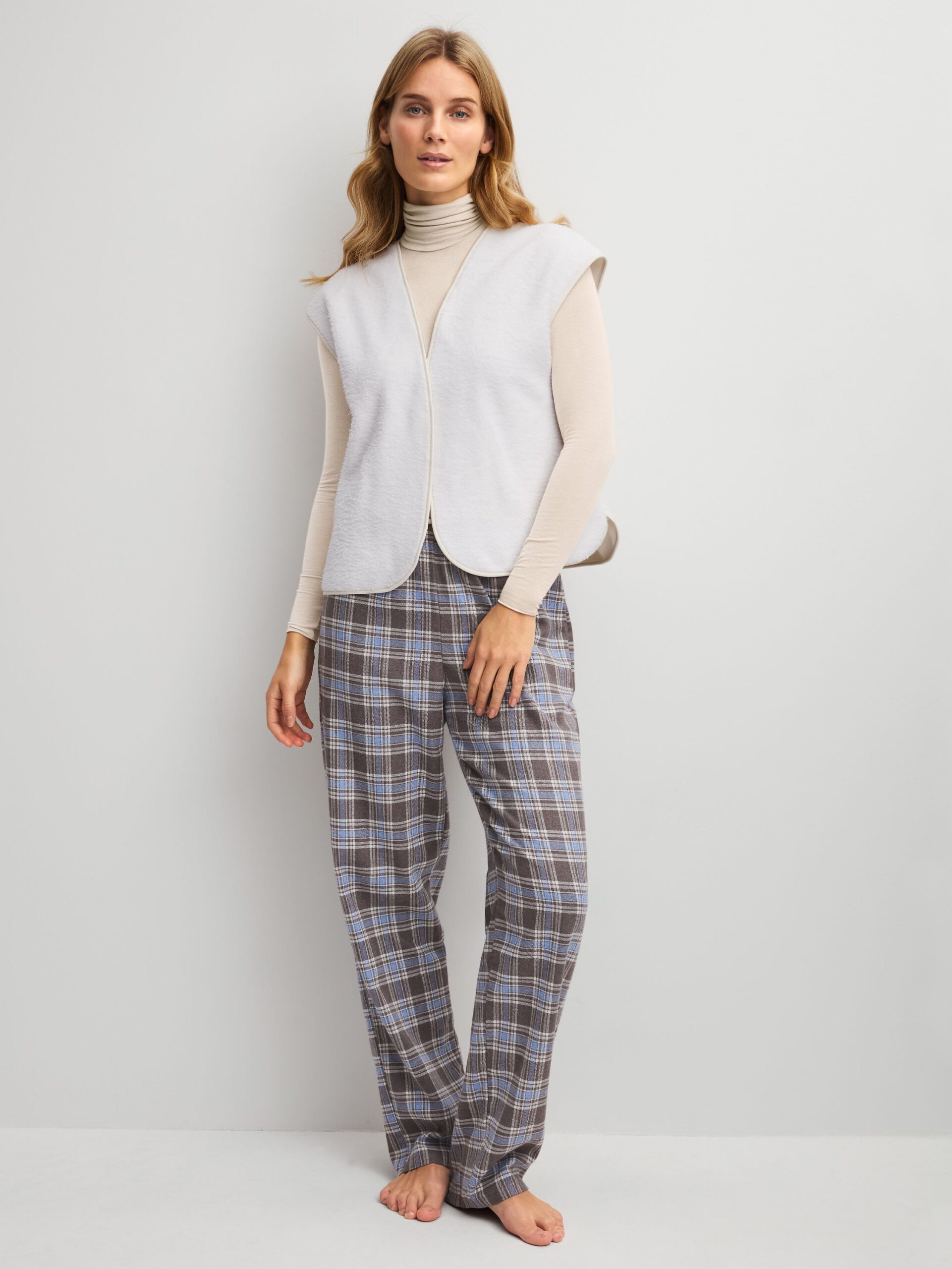 Calida Damen Gilet aus Baumwolle mit offenem Schnitt – Bild 2