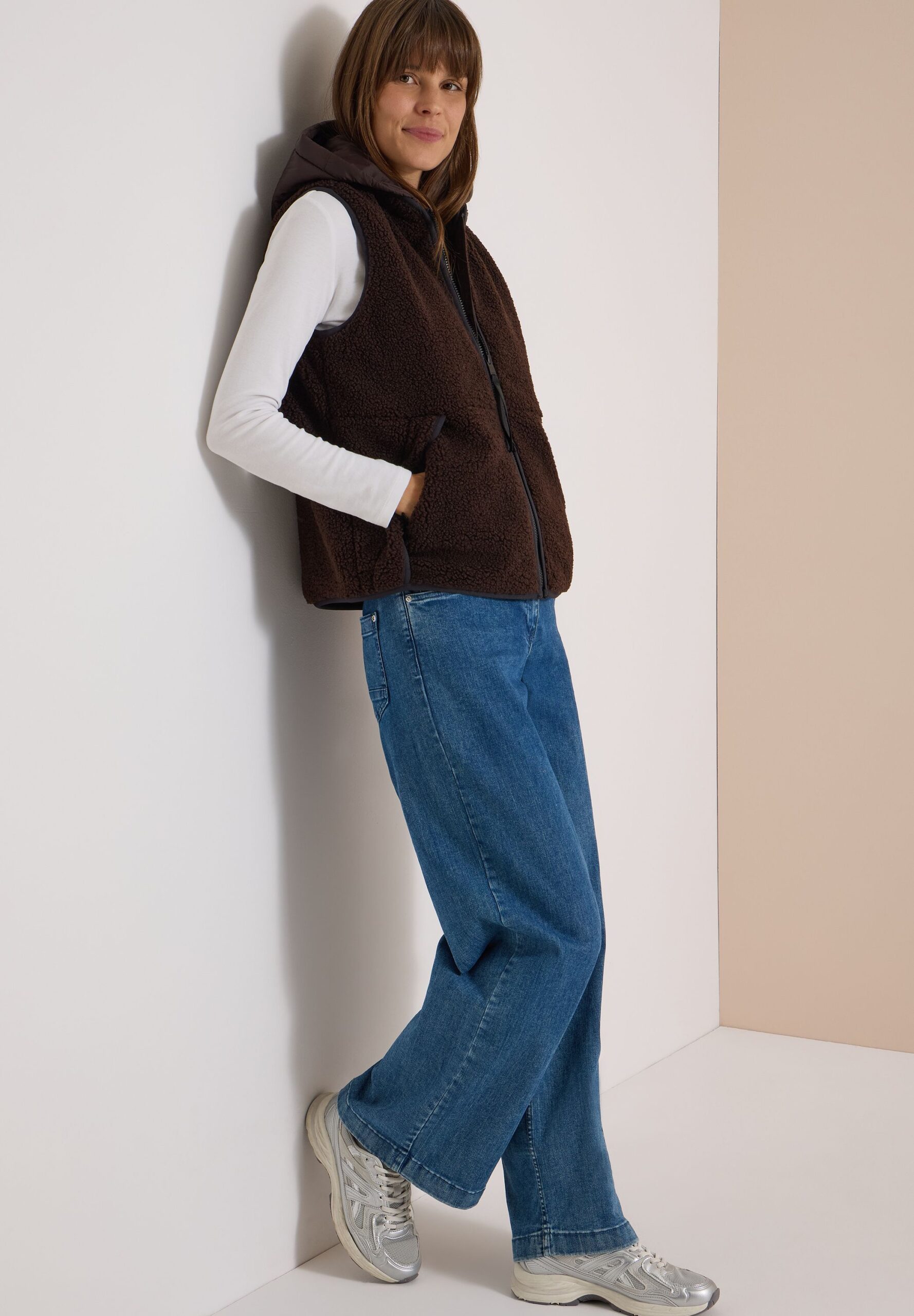 CECIL Teddy-Weste mit abnehmbarer Kapuze – Bild 3