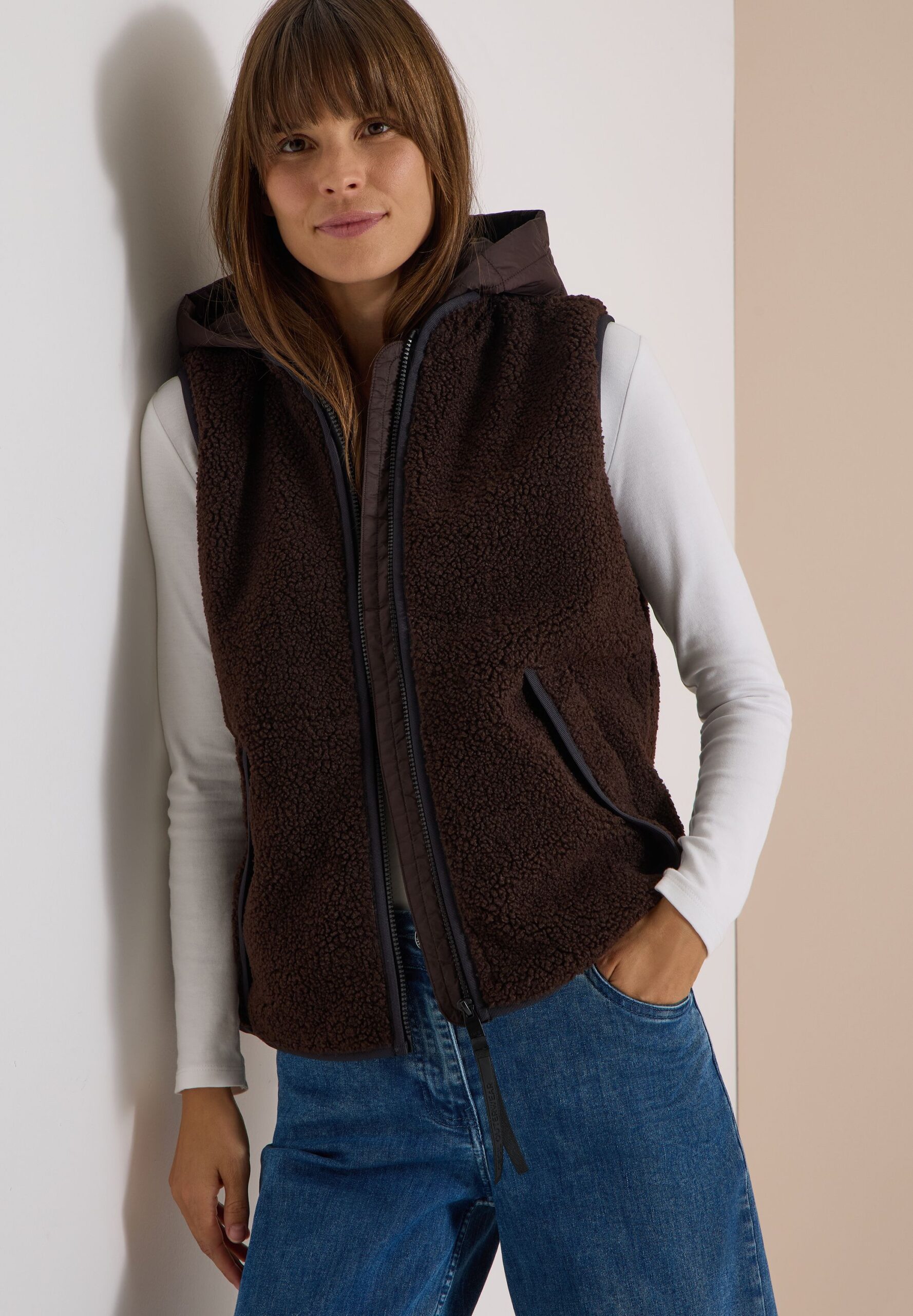 CECIL Teddy-Weste mit abnehmbarer Kapuze – Bild 4