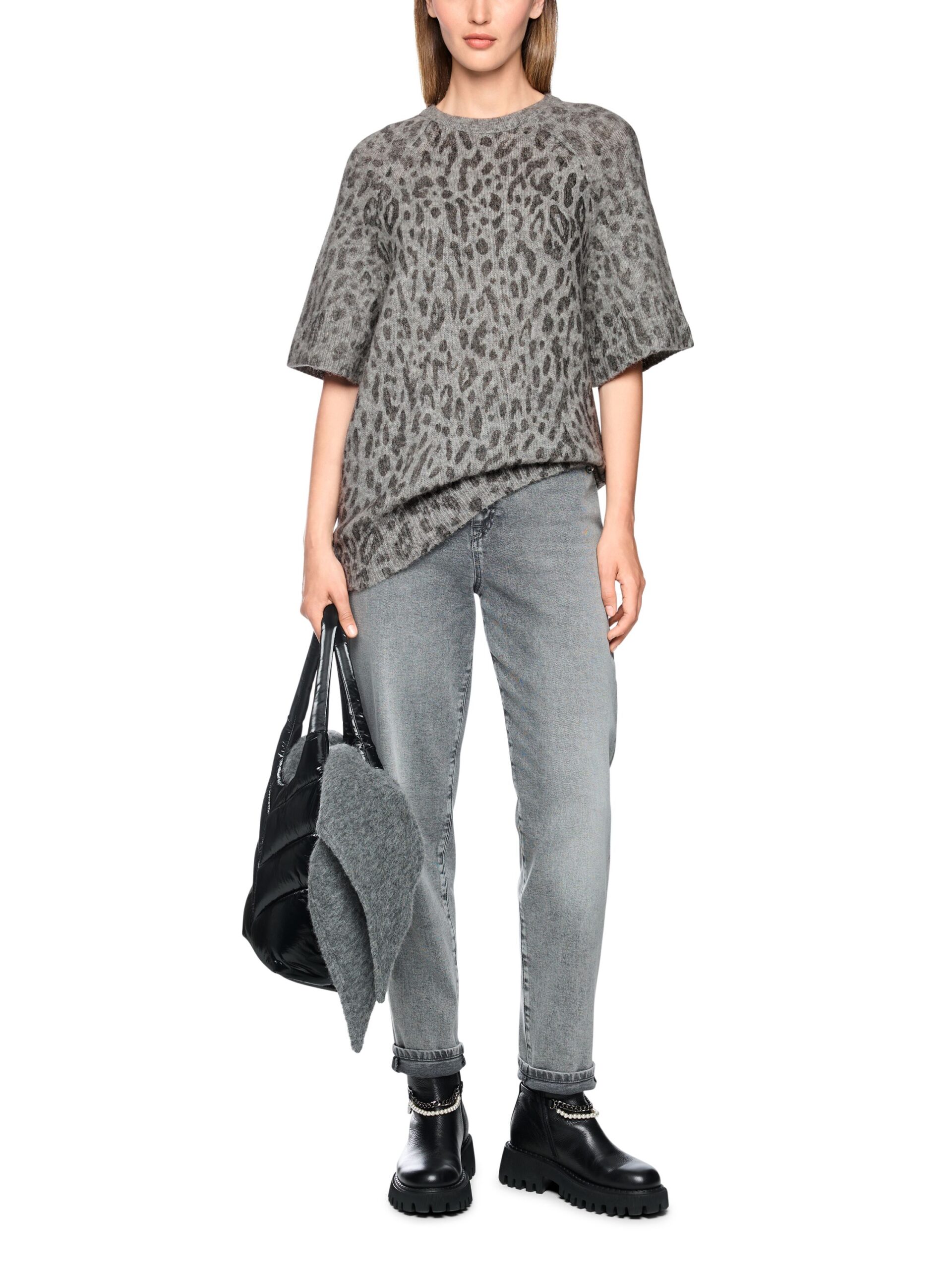Marc Cain Sports Langer Pullover mit Leo-Muster – Bild 2